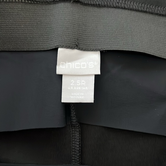 Chico’s So Slimming 360 Juliet Side-Vent Ankle Pants - Picture 8 of 12